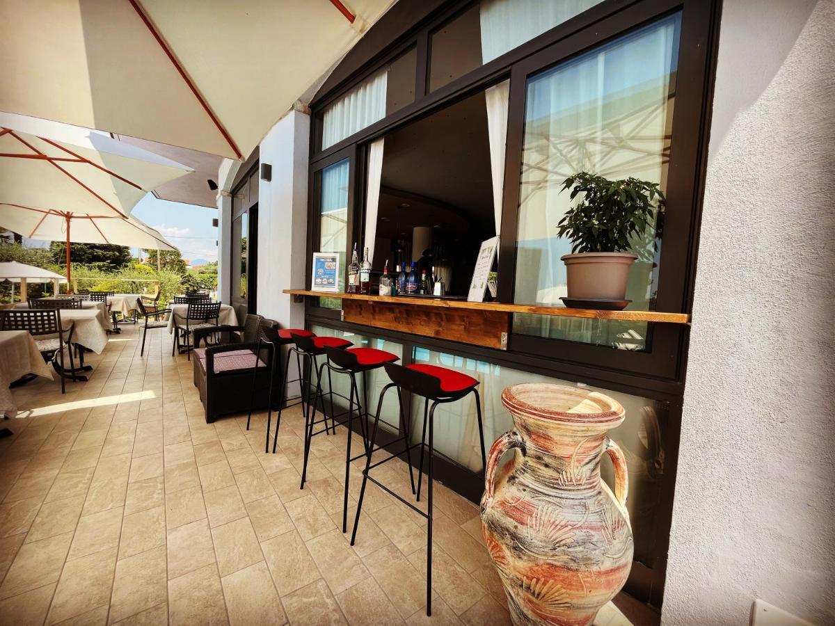 Hotel Renata Lazise Exterior photo